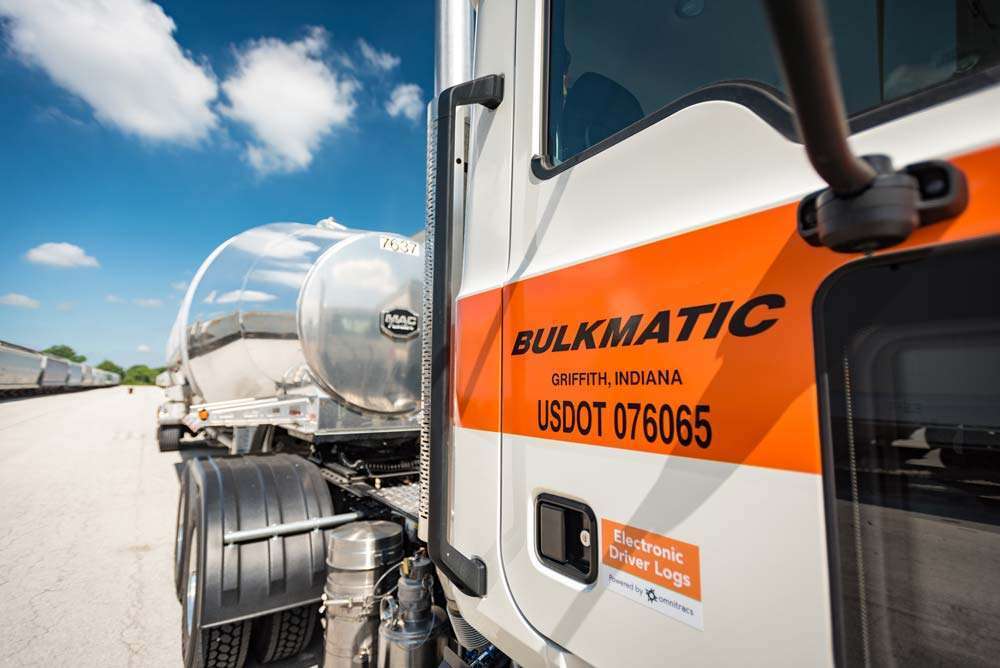 Bulkmatic Transport truck